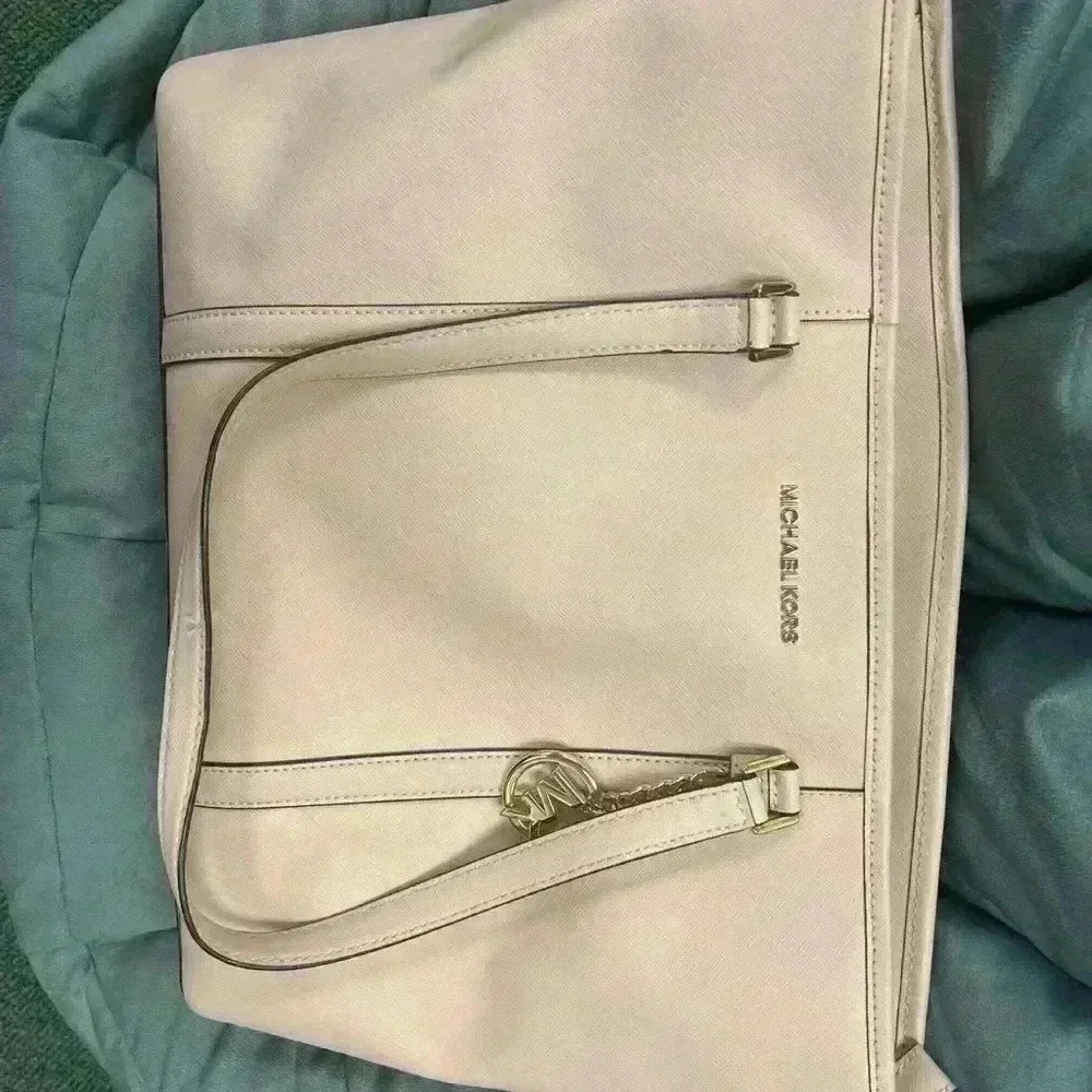 Michael Kors Travel Large Leather Top Zip Shoulder Tote Pink